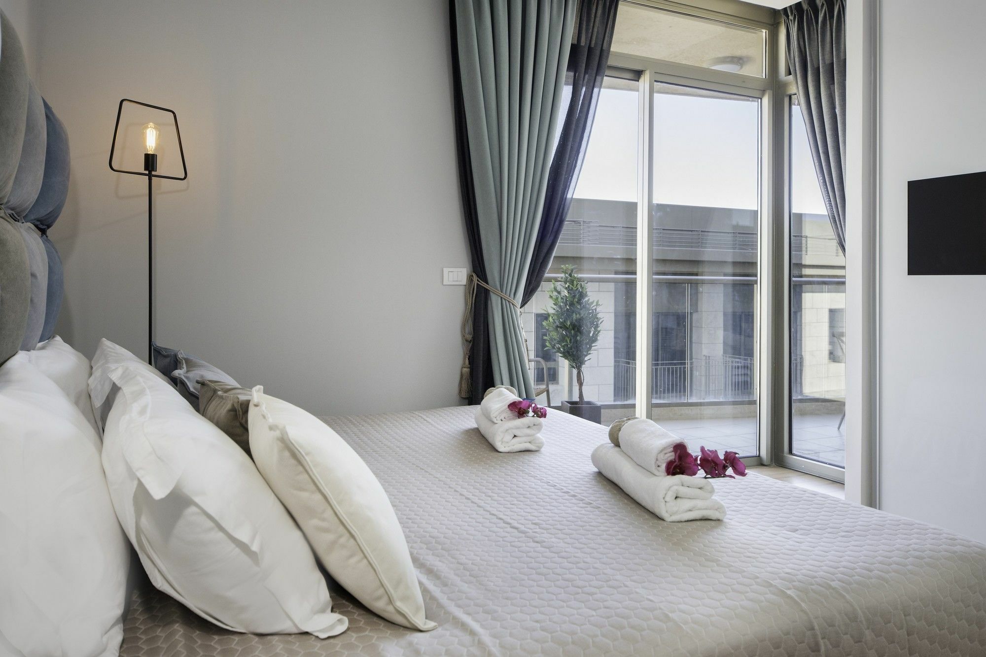 Sweet Inn- Haneviim Court Jerusalem Ngoại thất bức ảnh